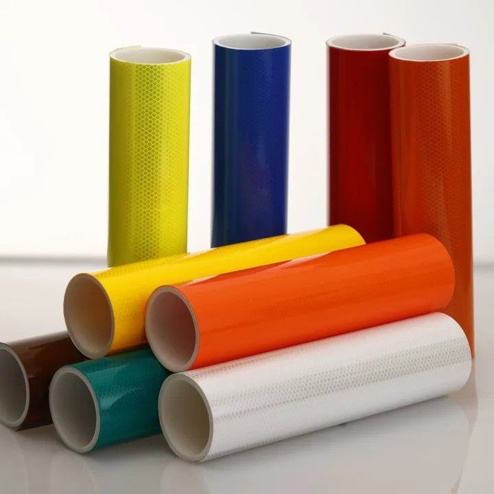 路路安全防护产品丨尊龙时凯-人生就是拼搏z06微棱镜型反光膜
